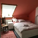Apartment Mandelblüte
